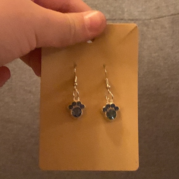 Earrings - Picture 2 of 2